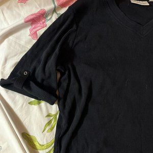 kim rogers black 3/4 length t-shirt y2k milf button details basic tee